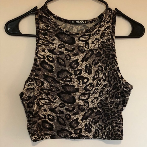 Fitnexx Soft Cropped Tank - Picture 1 of 2